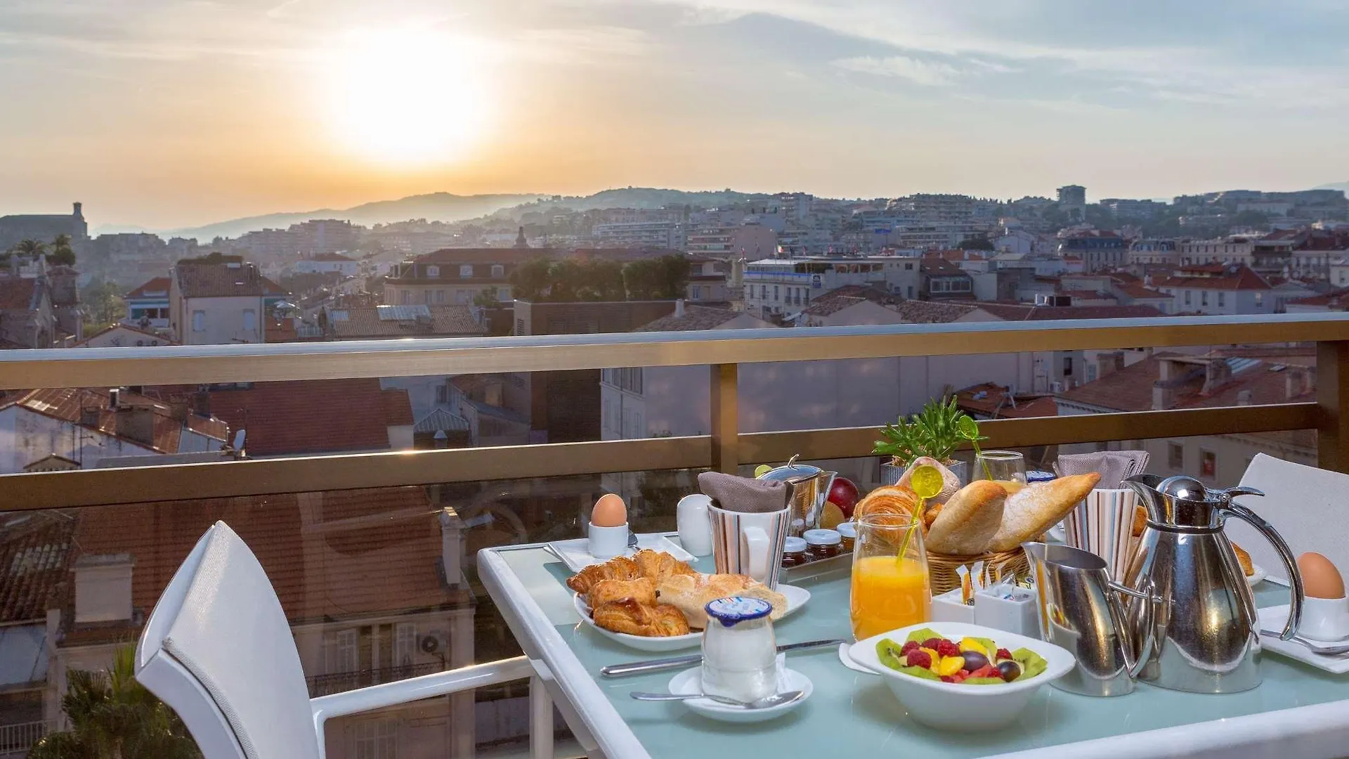 Hotel Barriere Le Gray D'Albion Cannes