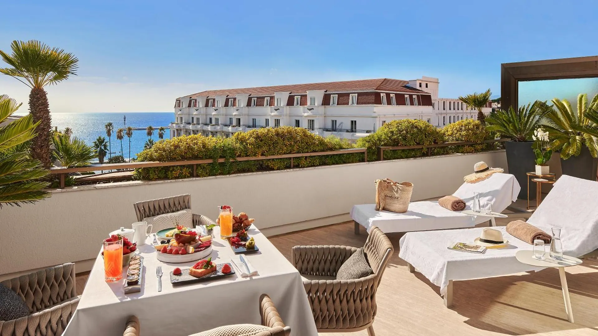 קאן Hotel Barriere Le Gray D'Albion