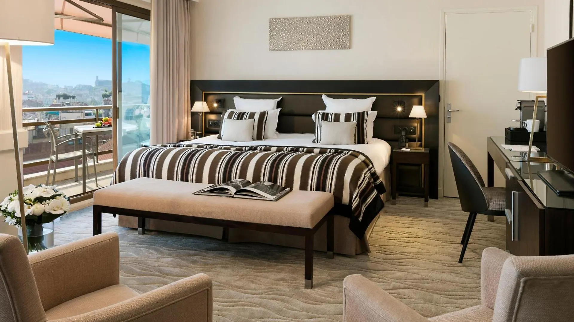 ****  Hotel Barriere Le Gray D'Albion Cannes Francie