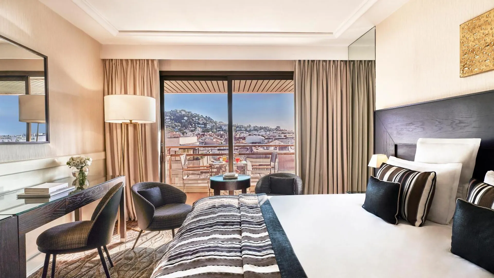 Hotel Barriere Le Gray D'Albion Cannes